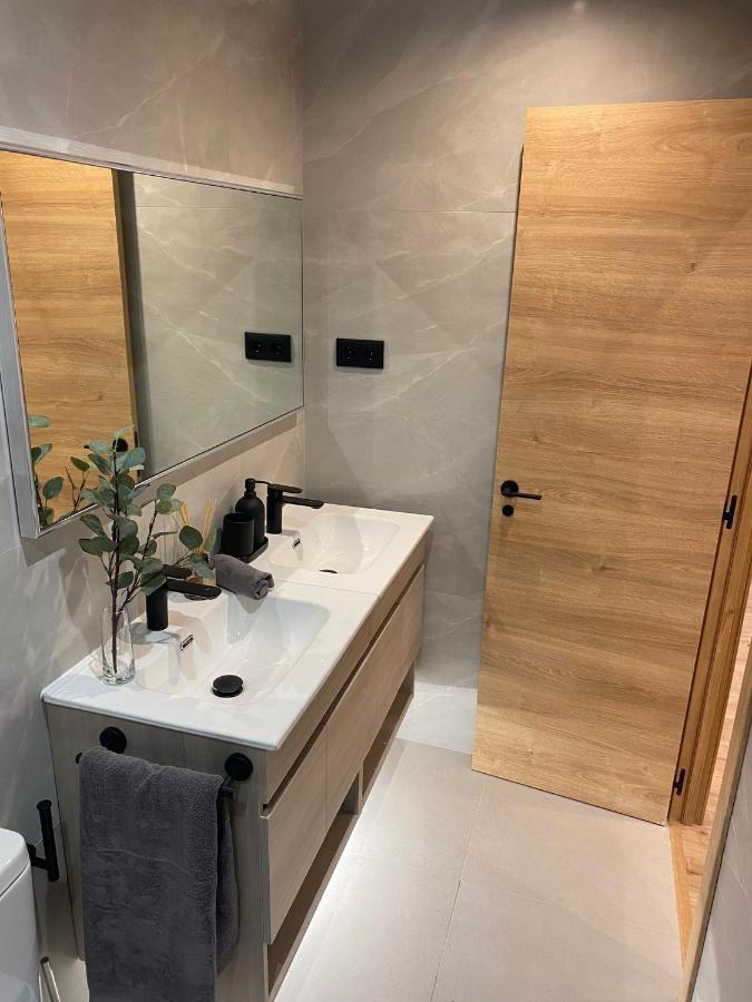 Apartament Exyca Embajadores Madryt Zewnętrze zdjęcie